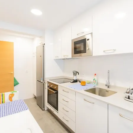 Ciudad Jardin Exterior Apartment *