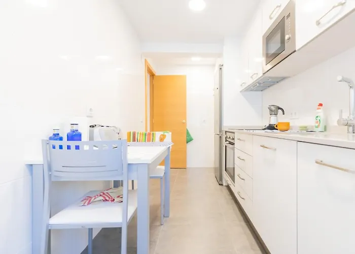 Ciudad Jardin Exterior Appartamento *