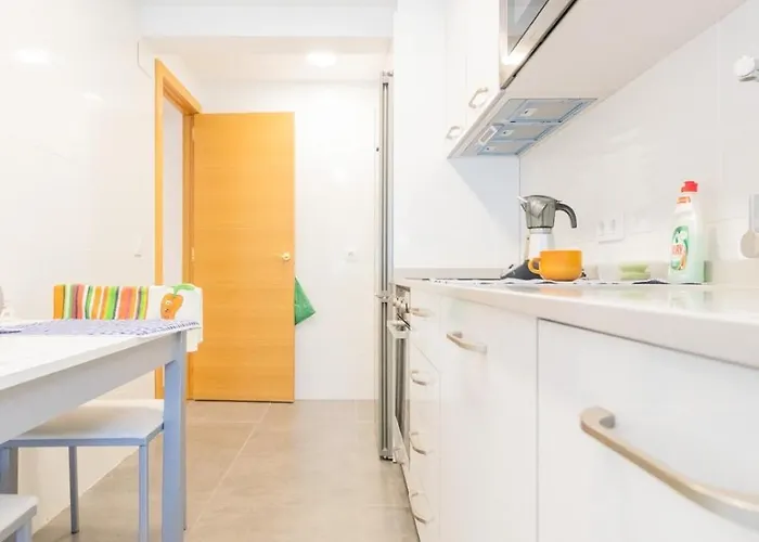 Ciudad Jardin Exterior Apartment *