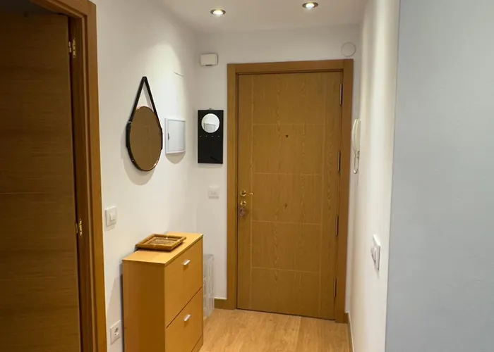 Ciudad Jardin Exterior Apartment *